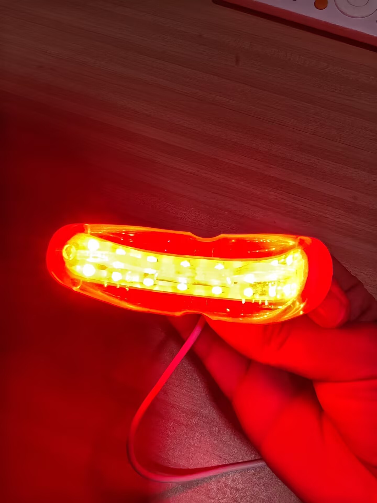 Terapia laserowa LED - Laserow – Teeth Whitening Laser Treatment recenzja i cena