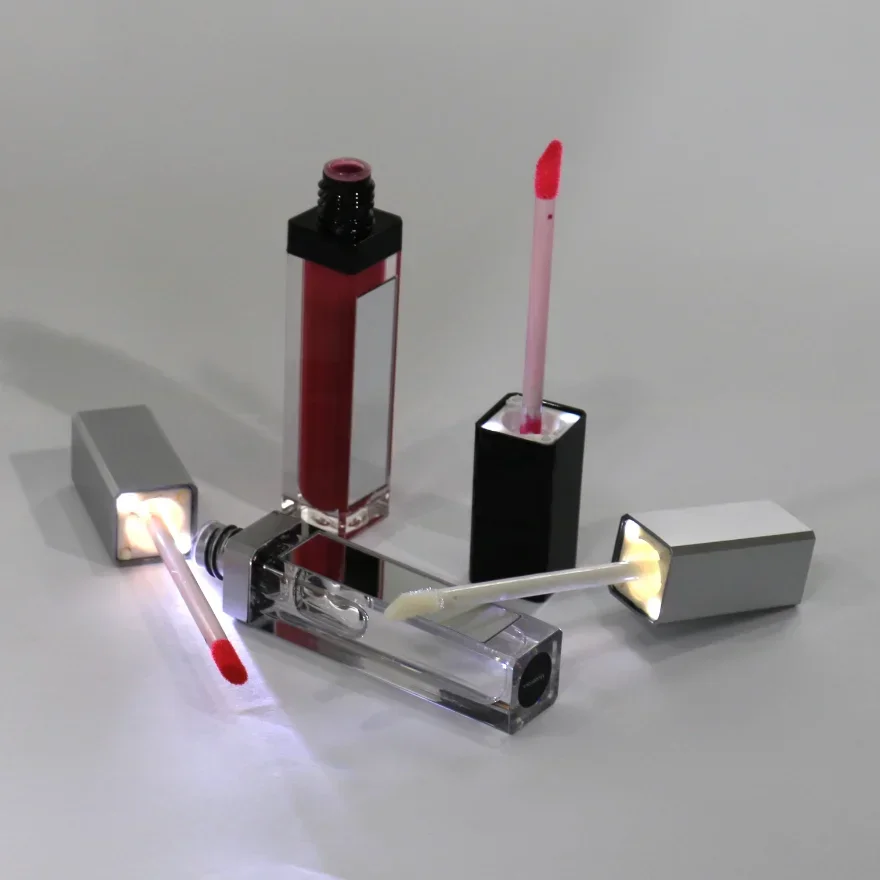 Błyszczyk do ust z diodą LED i – Led Mouth Tray recenzja i cena